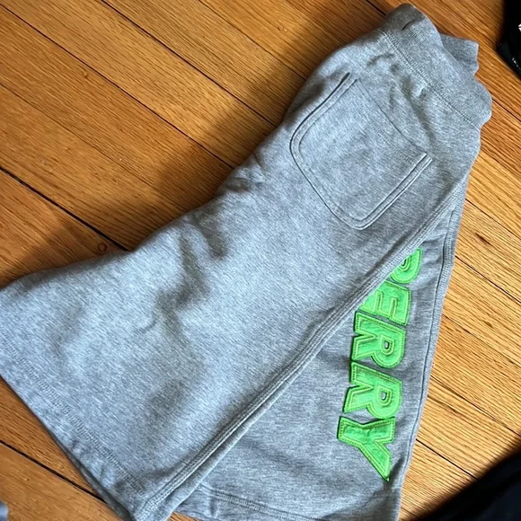 Burberry Sweat Shorts - Picture 4 of 4